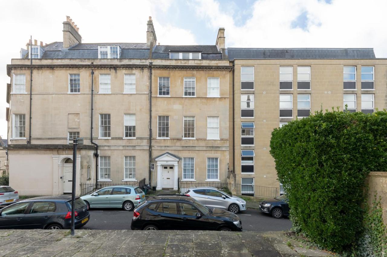 Stunning Georgian Apartment In Central Bath Exterior photo